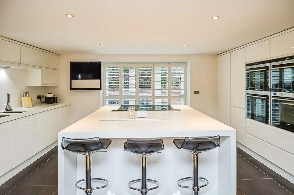 Sealand Road, Sealand, Clwyd, CH5, photo 11