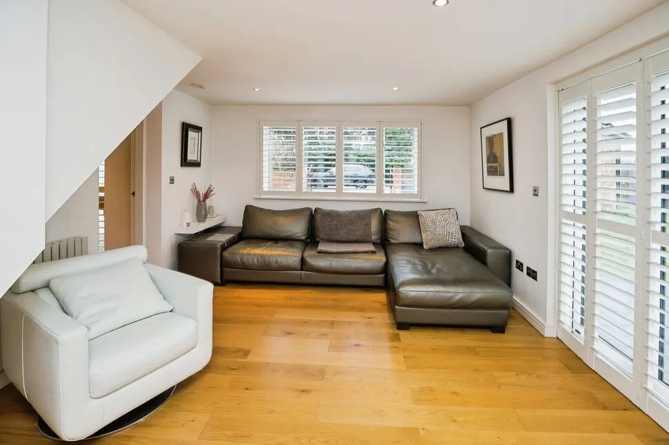 Sealand Road, Sealand, Clwyd, CH5, photo 8