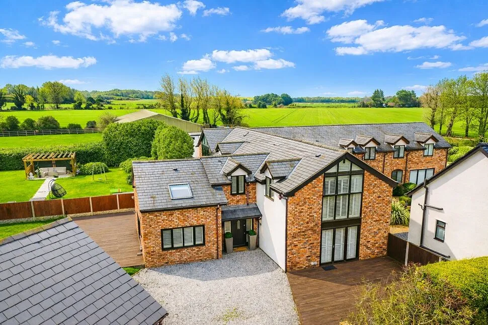5 bed house for sale — Sealand Road, Sealand, Clwyd, CH5