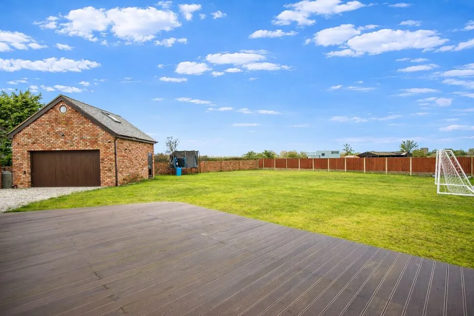 Sealand Road, Sealand, Clwyd, CH5, photo 4