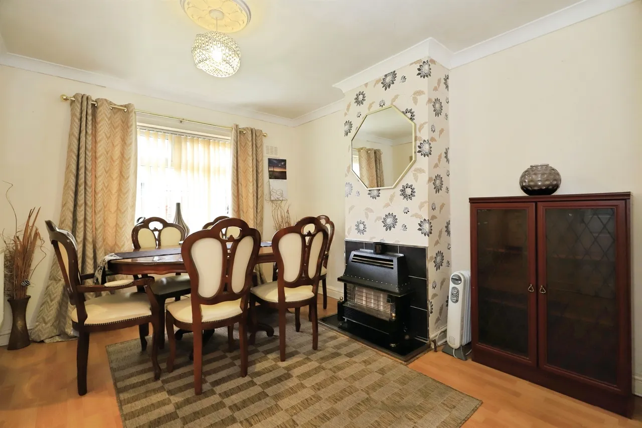 Belgrade Road, Fordhouses, WV10, photo 5