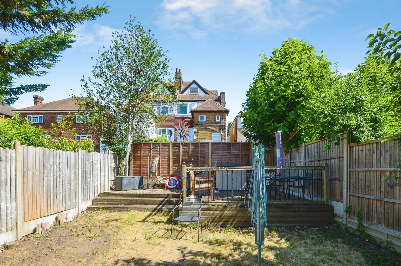 Beechcroft Road, Bushey, WD23, photo 13