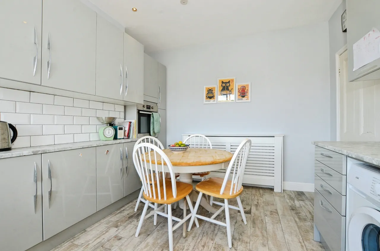 Beechcroft Road, Bushey, WD23, photo 3