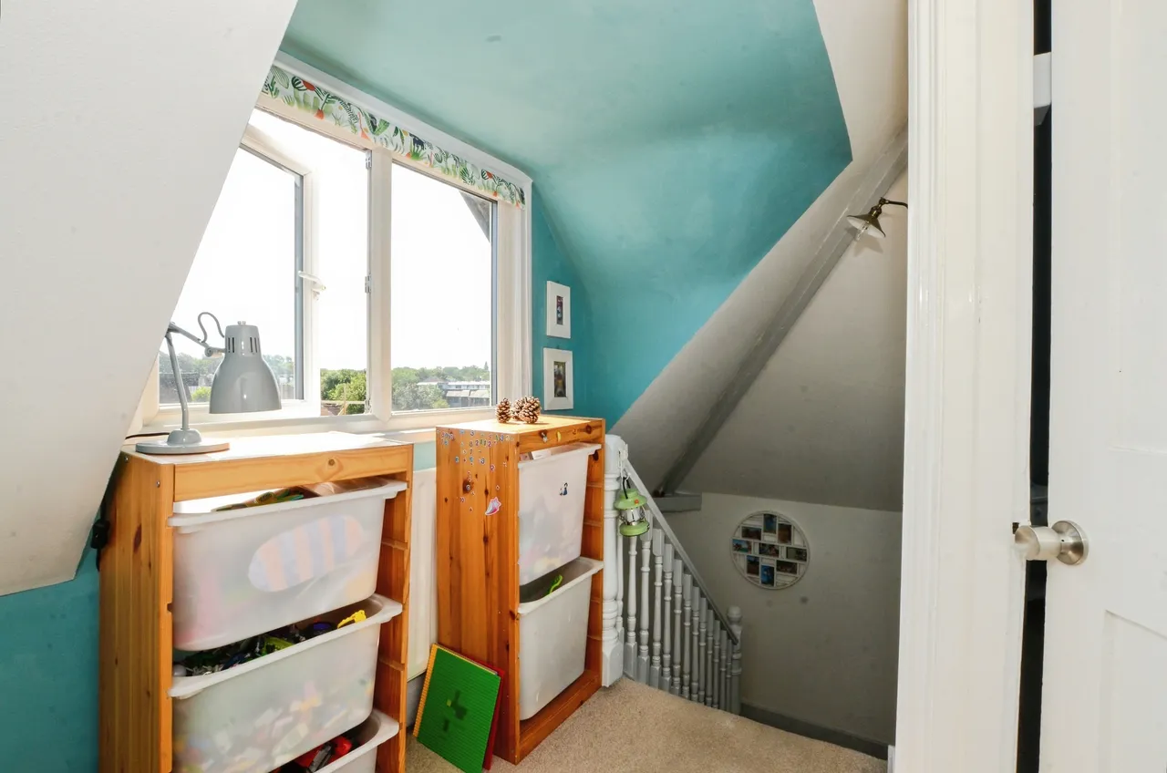 Beechcroft Road, Bushey, WD23, photo 8