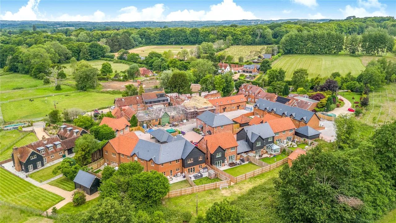 Embley Lane, East Wellow, SO51, photo 14