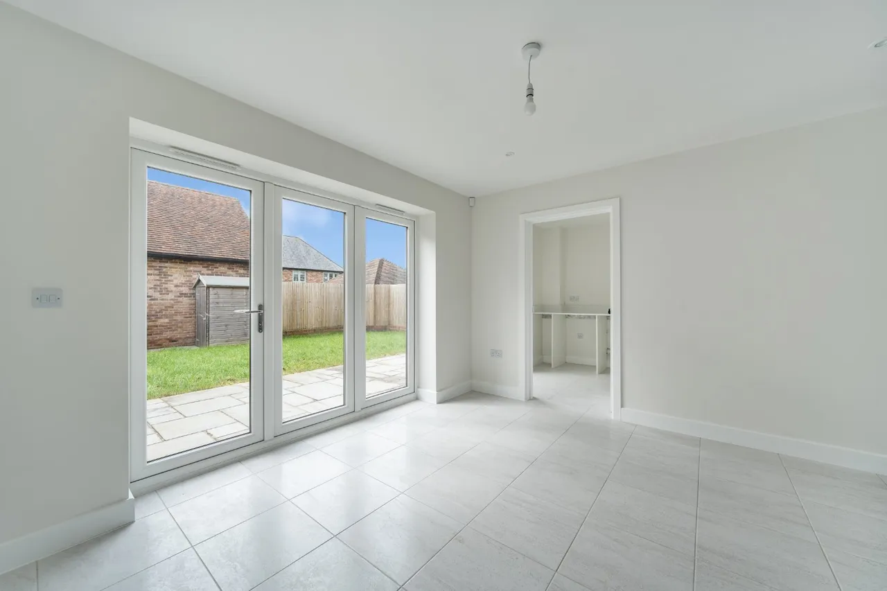 Embley Lane, East Wellow, SO51, photo 4