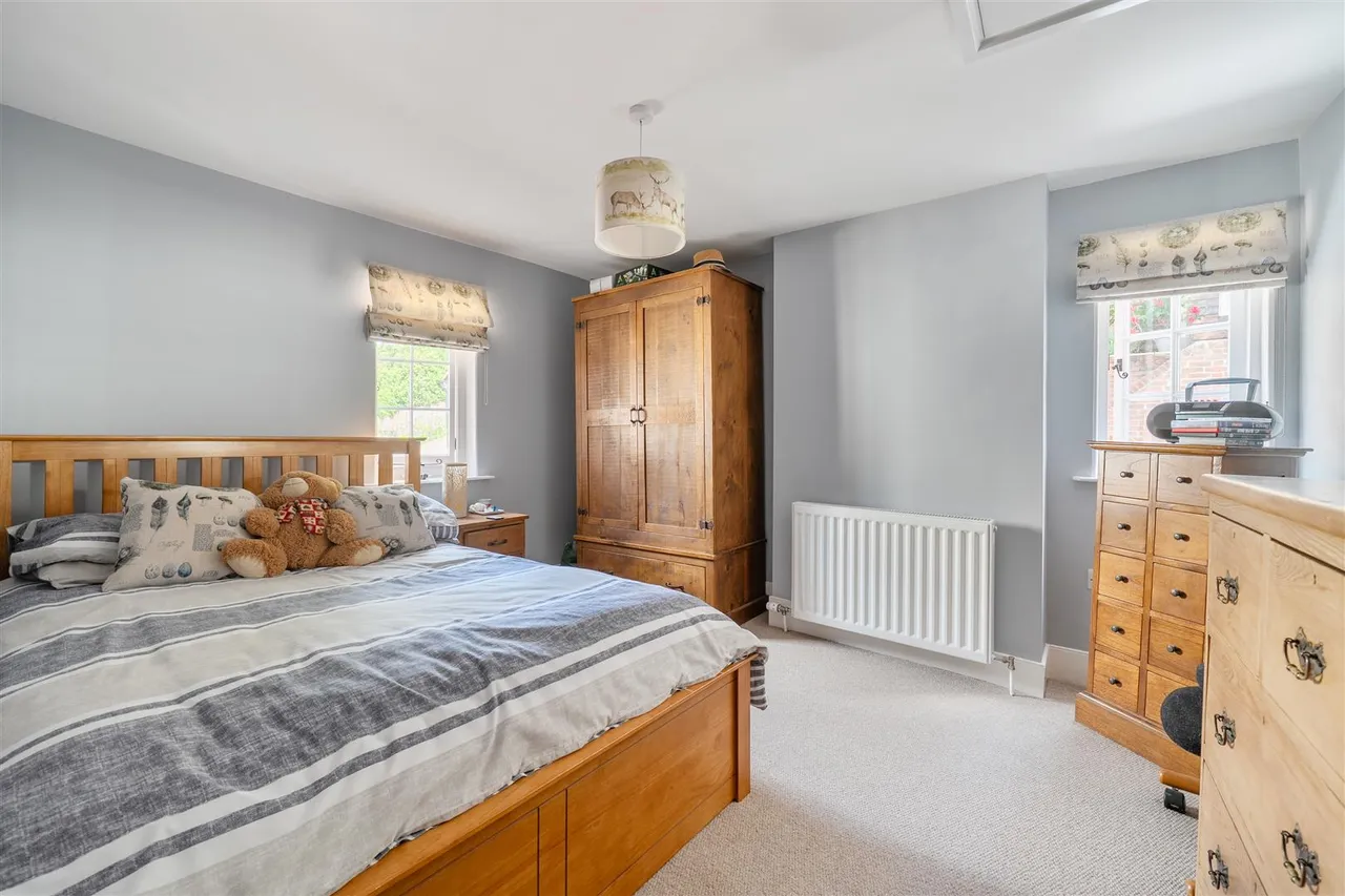 High Street, Erlestoke, SN10, photo 23