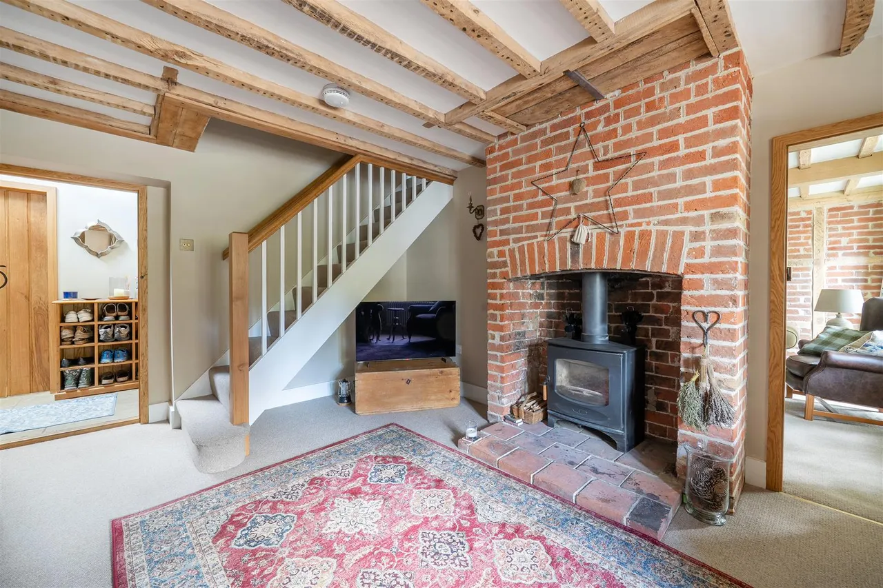 High Street, Erlestoke, SN10, photo 5