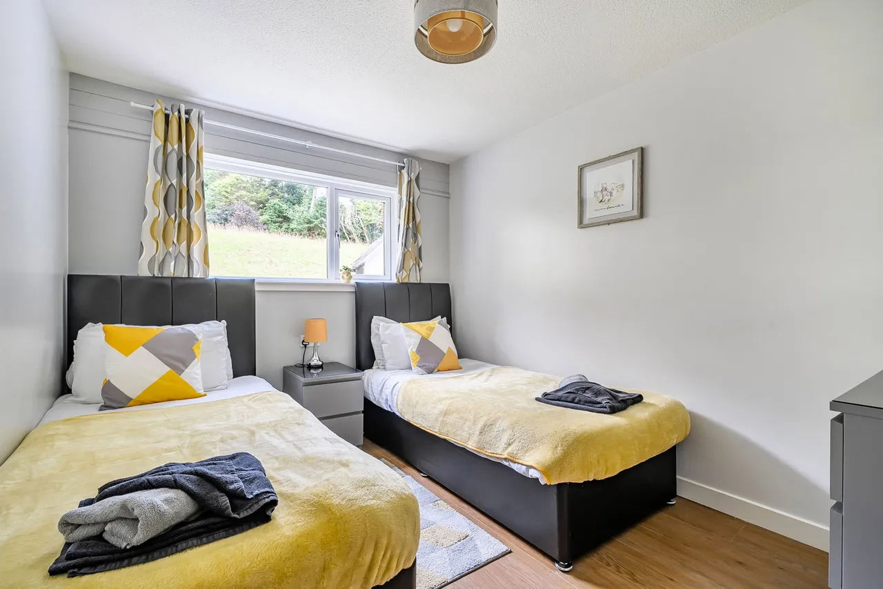 Honicombe Park, Callington, PL17, photo 6