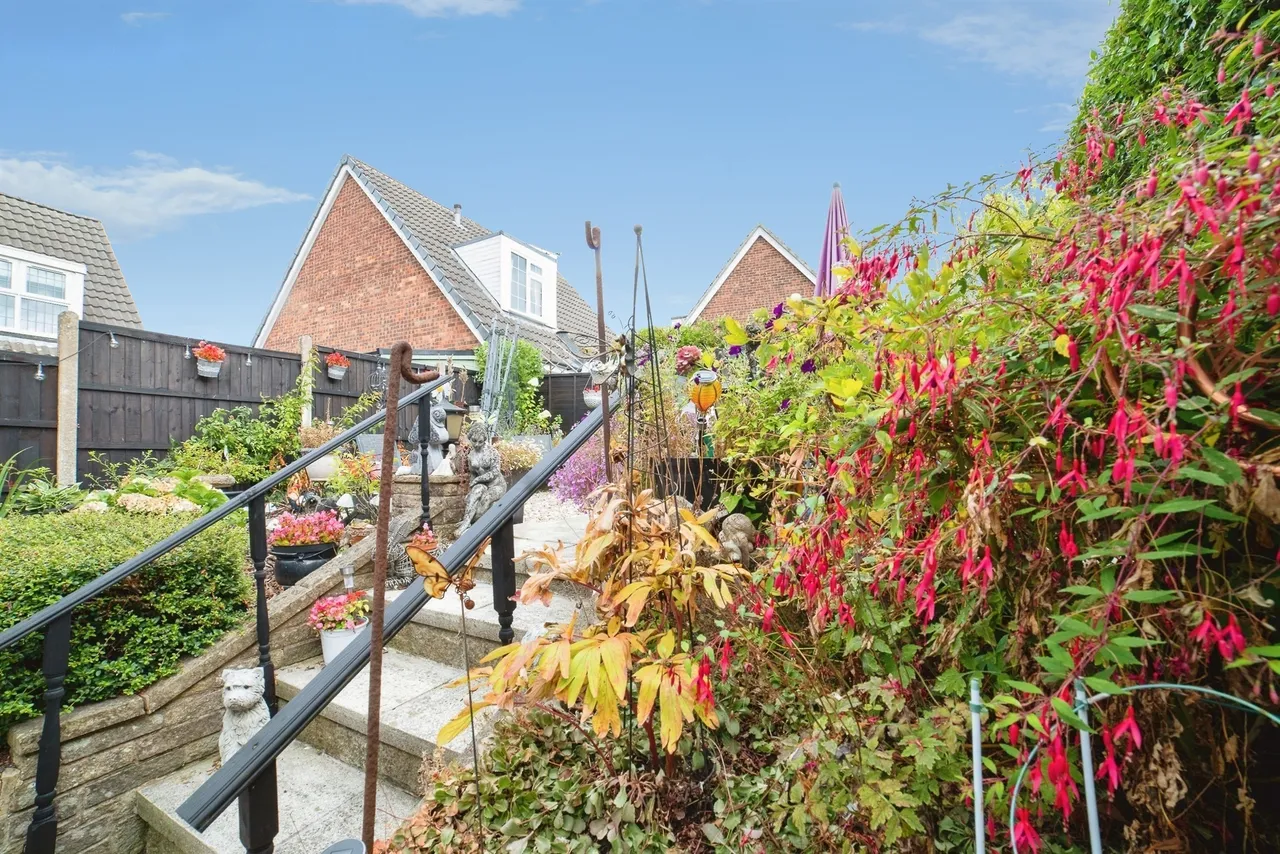 Hallfield Road, Newton, DE55, photo 16
