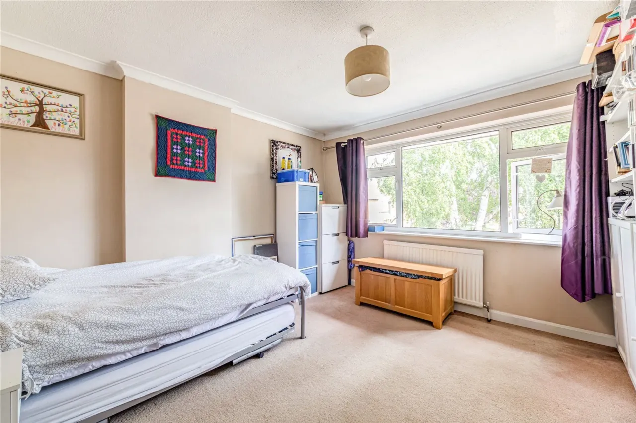 Fullerton Way, Byfleet, West Byfleet,..., photo 13