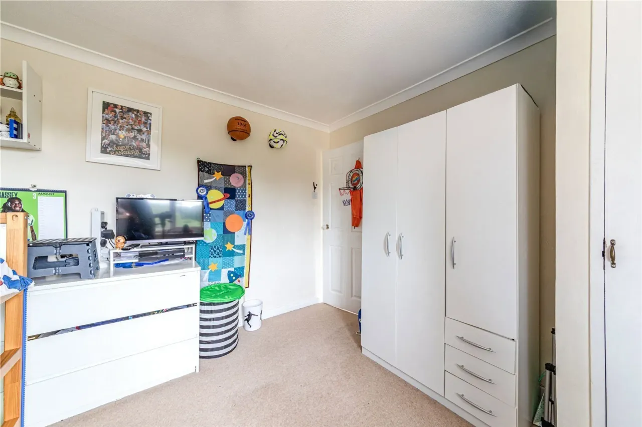 Fullerton Way, Byfleet, West Byfleet,..., photo 17