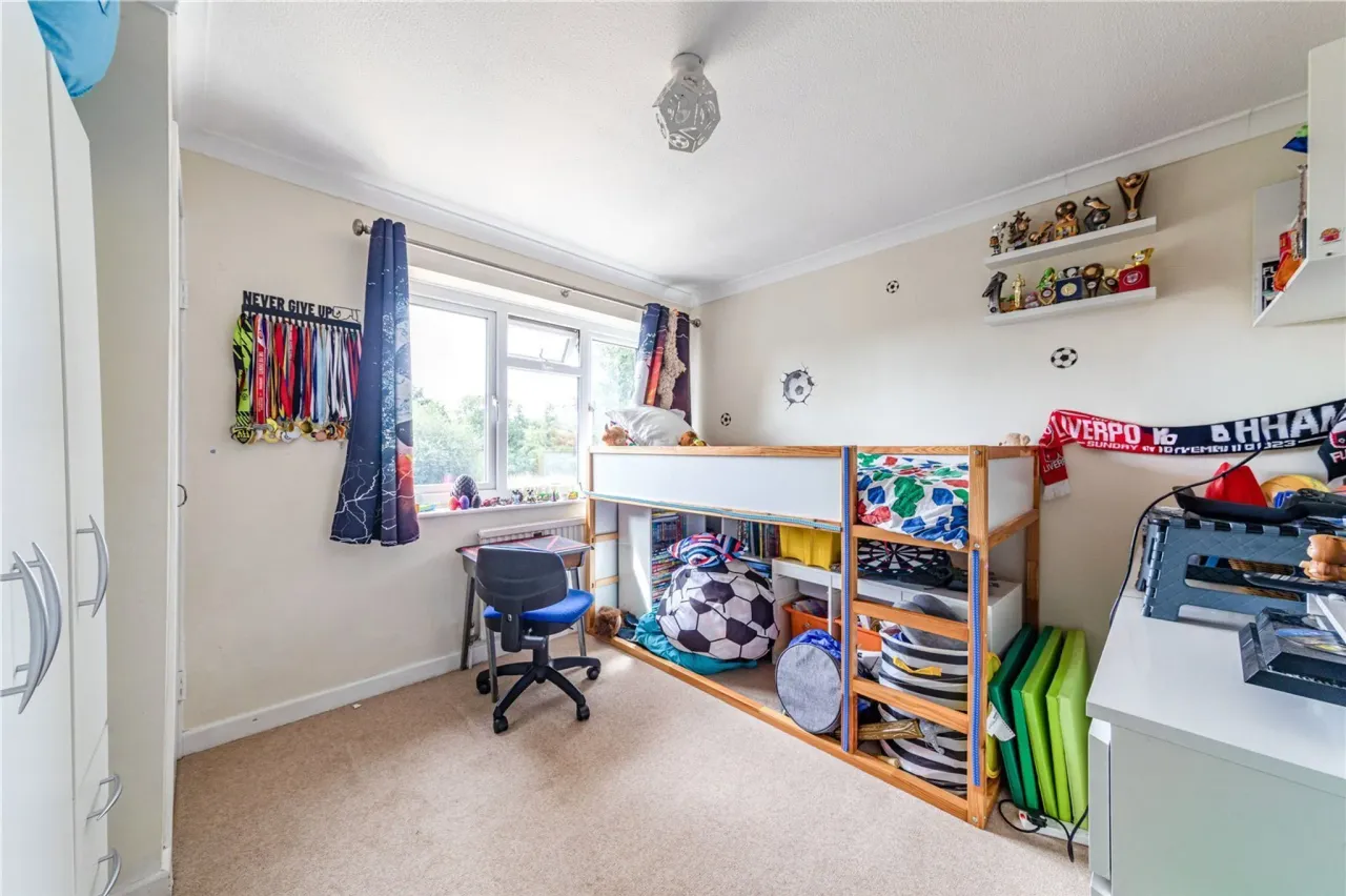 Fullerton Way, Byfleet, West Byfleet,..., photo 16