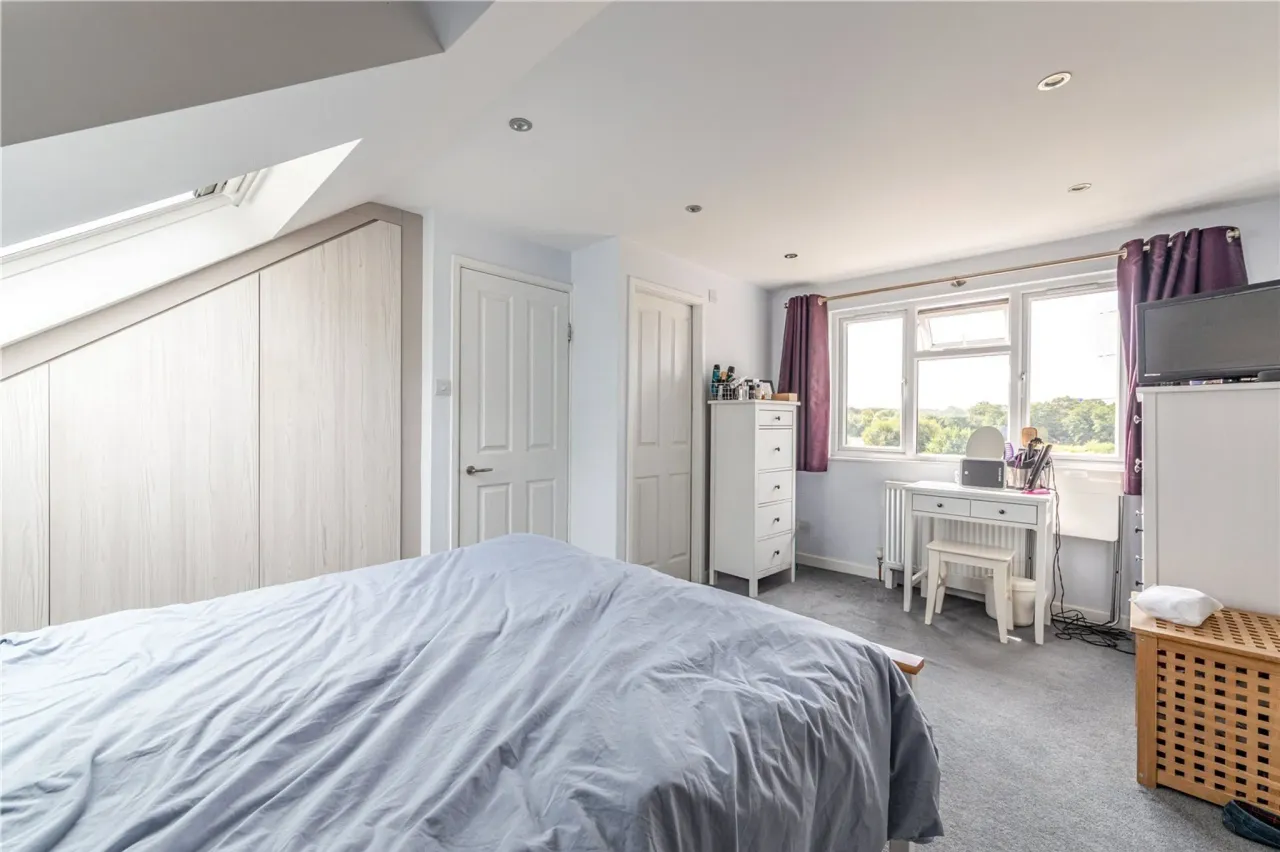Fullerton Way, Byfleet, West Byfleet,..., photo 10