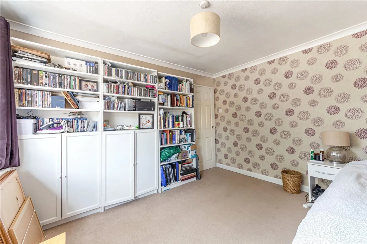 Fullerton Way, Byfleet, West Byfleet,..., photo 14