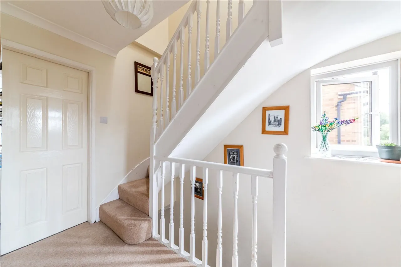 Fullerton Way, Byfleet, West Byfleet,..., photo 12