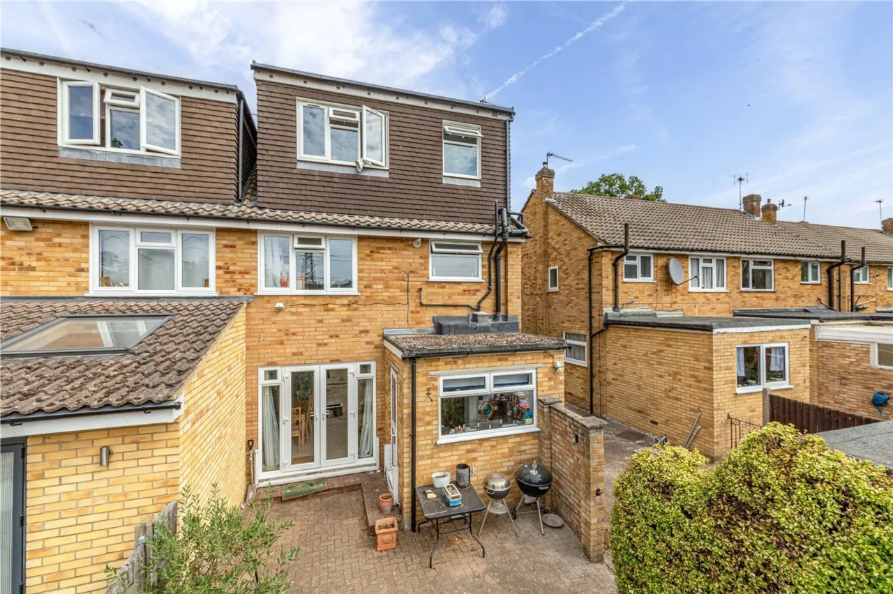 Fullerton Way, Byfleet, West Byfleet,..., photo 20