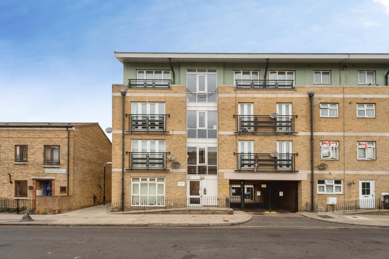 Broomfield Street, London, E14, photo 2