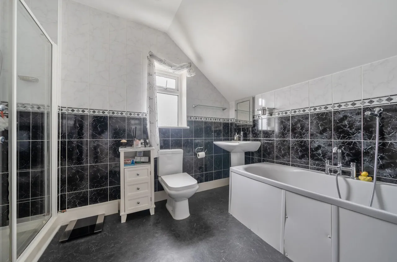 Grafton Road, Selsey, PO20, photo 17