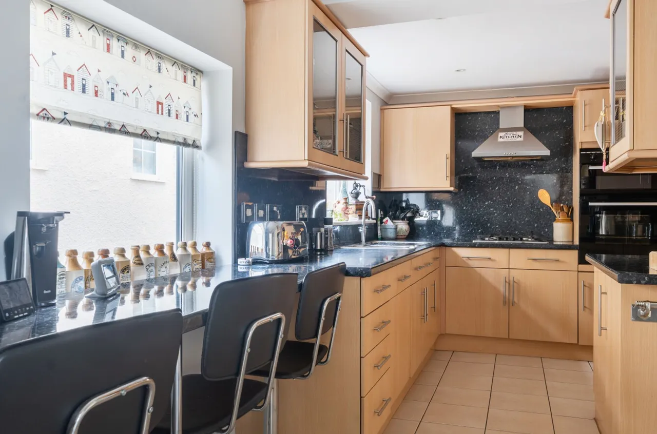 Grafton Road, Selsey, PO20, photo 9
