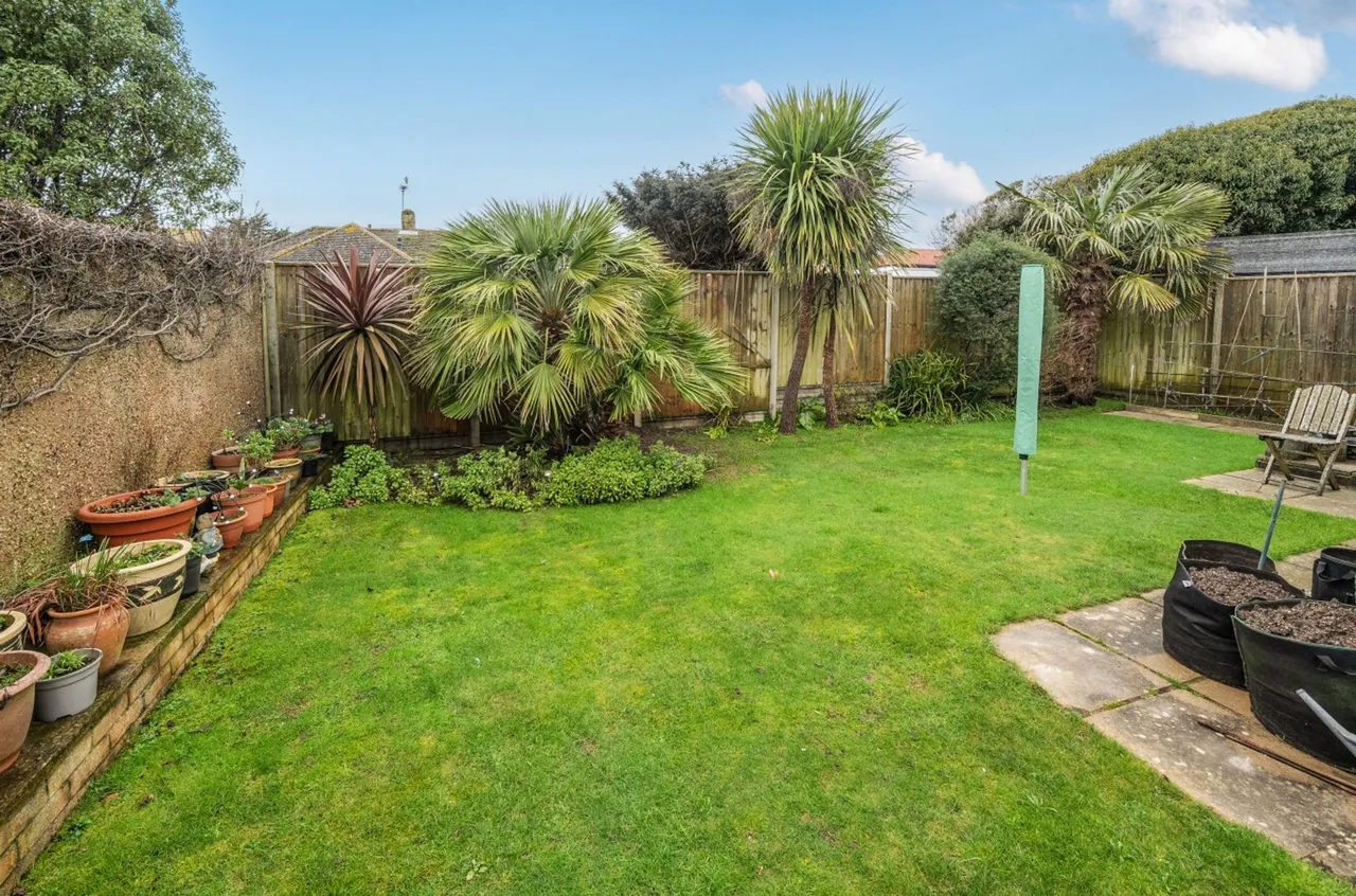 Grafton Road, Selsey, PO20, photo 19