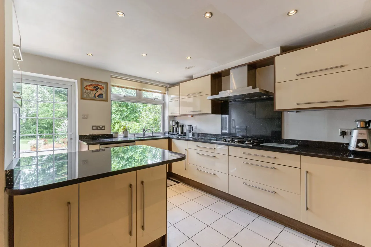 Lancaster Road, St. Albans, Hertfordshire, AL1 4ET, photo 5