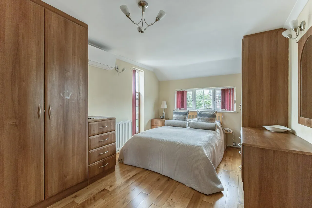 Lancaster Road, St. Albans, Hertfordshire, AL1 4ET, photo 8