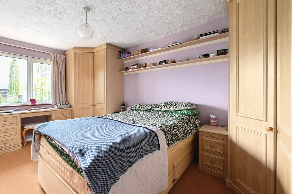 Parkhill Road, Blackwater, GU17, photo 6