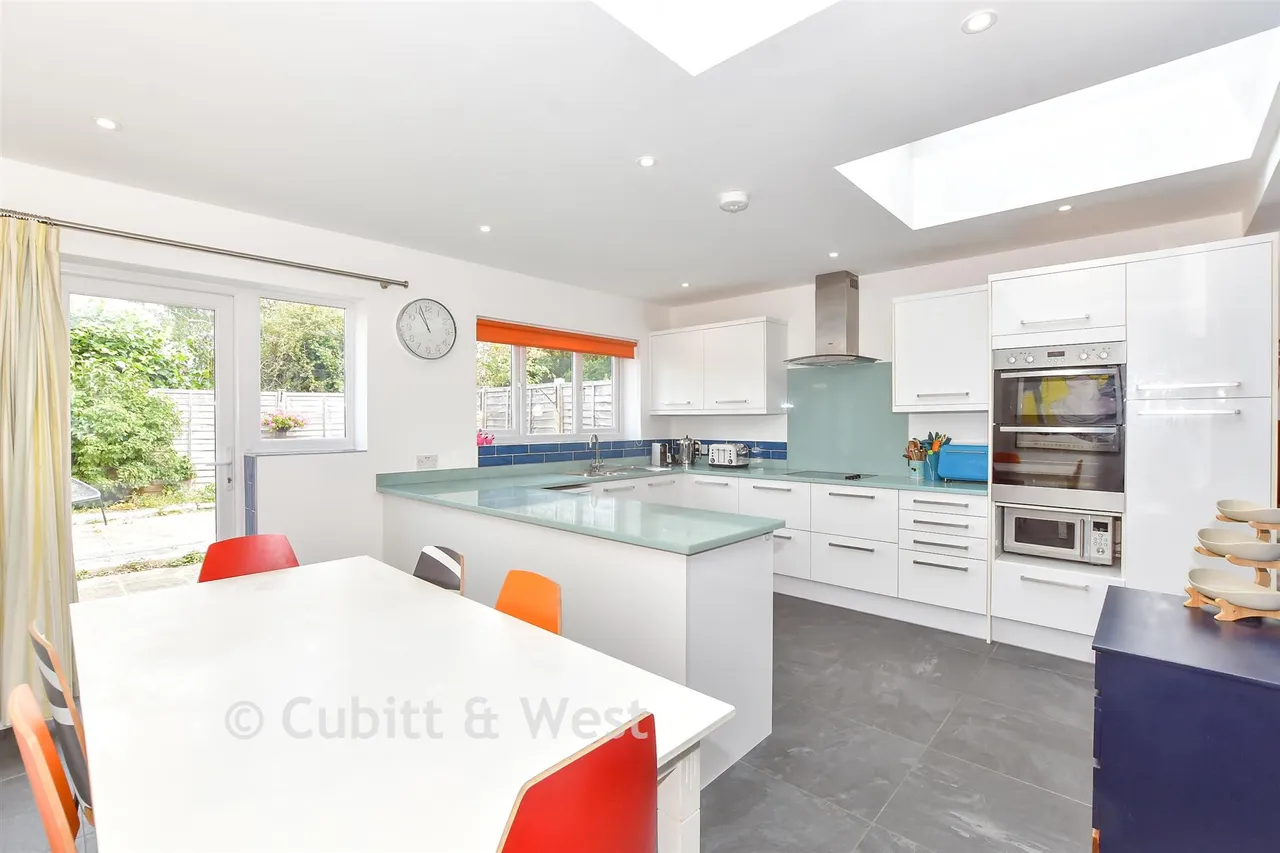 Tacklee Road, Yapton, PO19, photo 6