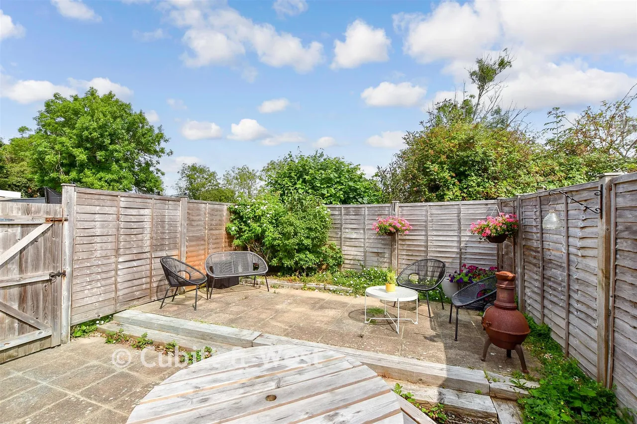Tacklee Road, Yapton, PO19, photo 18