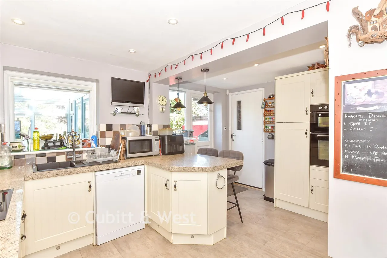 Tacklee Road, Yapton, PO19, photo 5