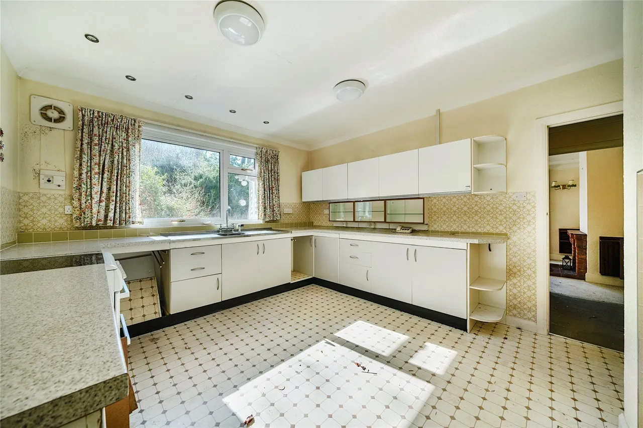 Sutherland Avenue, Biggin Hill, Westerham, TN16, photo 5