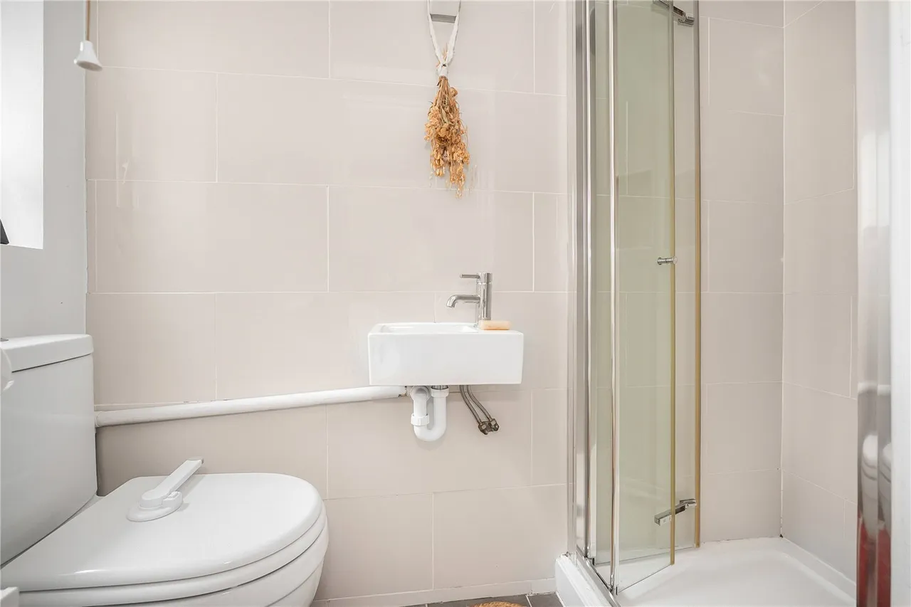 Mereway Road, Twickenham, TW2, photo 13