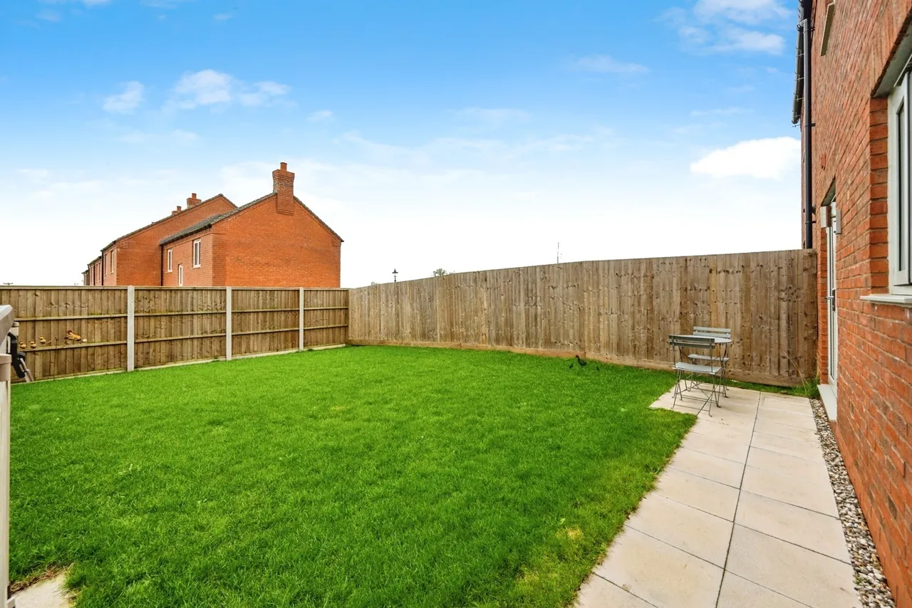 Wilson Close, Newton Regis, Tamworth, Warwickshire, B79, photo 10