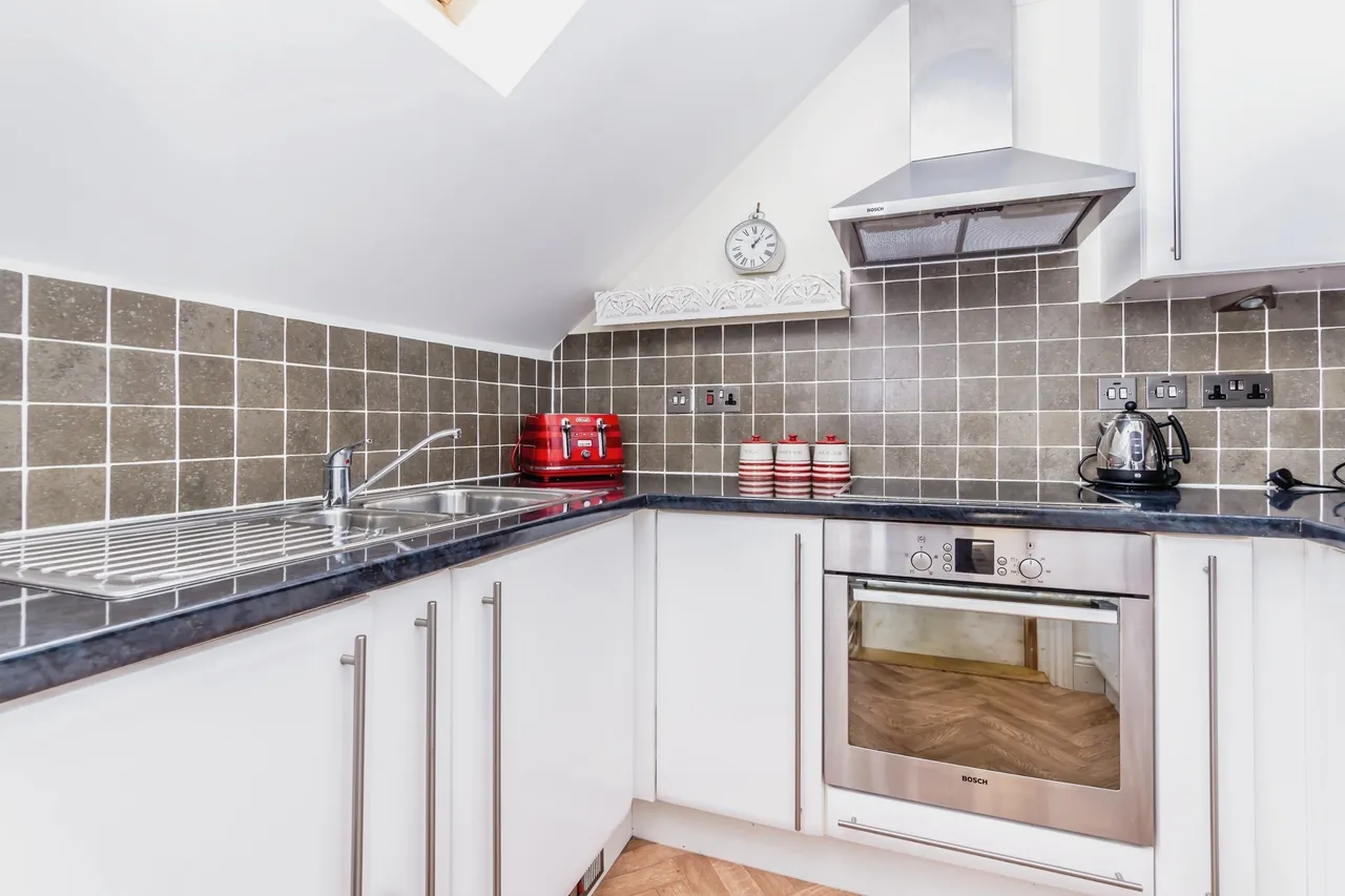 Limpsfield Road, Warlingham, Surrey, CR6, photo 6