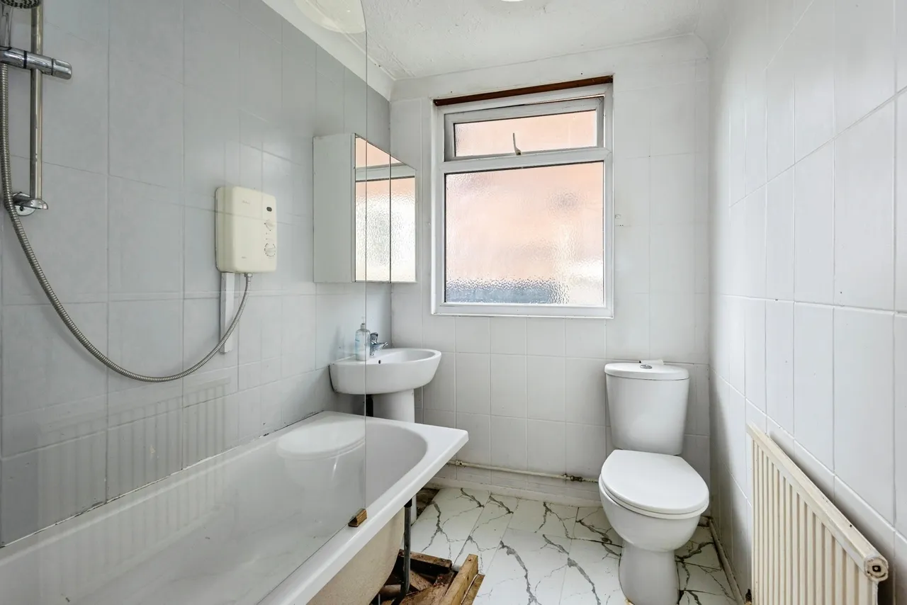 Southwood Road, Hayling Island, PO11, photo 7