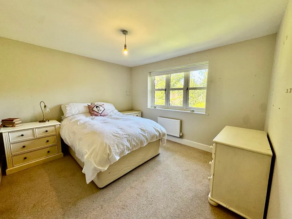 Grange Drive, Wooburn Green HP10 0QD, photo 10