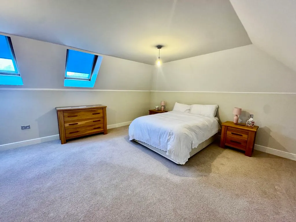 Grange Drive, Wooburn Green HP10 0QD, photo 7