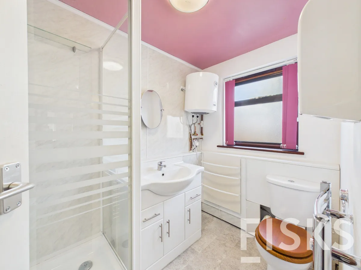 Merrivale, Benfleet, SS7, photo 10