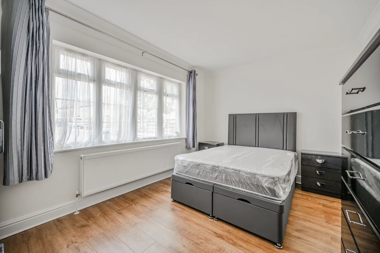 122 Gospatrick Road, London, photo 6