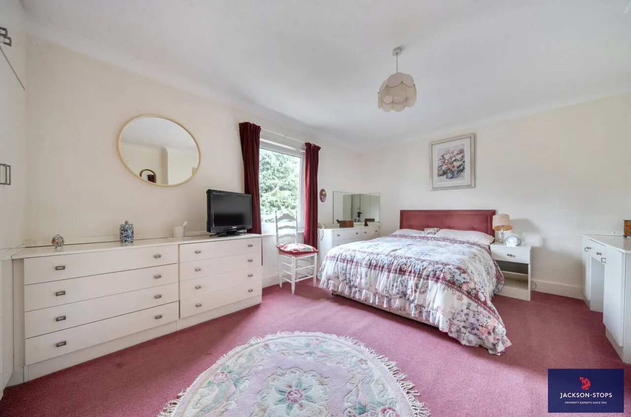 Mentone Avenue, Aspley Guise, MK17, photo 6