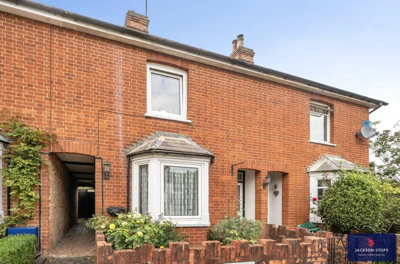 Mentone Avenue, Aspley Guise, MK17, photo 12