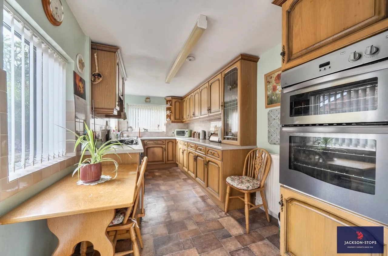 Mentone Avenue, Aspley Guise, MK17, photo 5