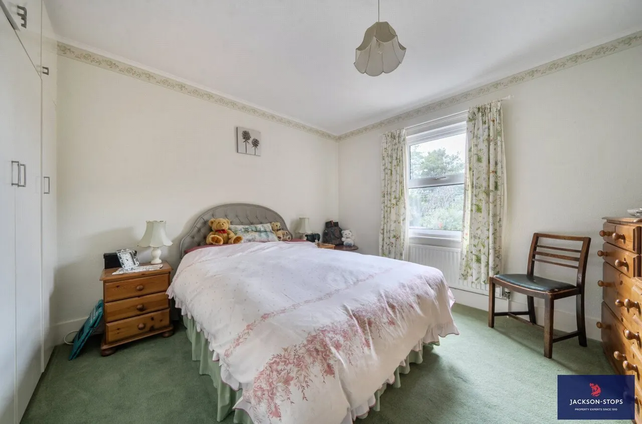Mentone Avenue, Aspley Guise, MK17, photo 8