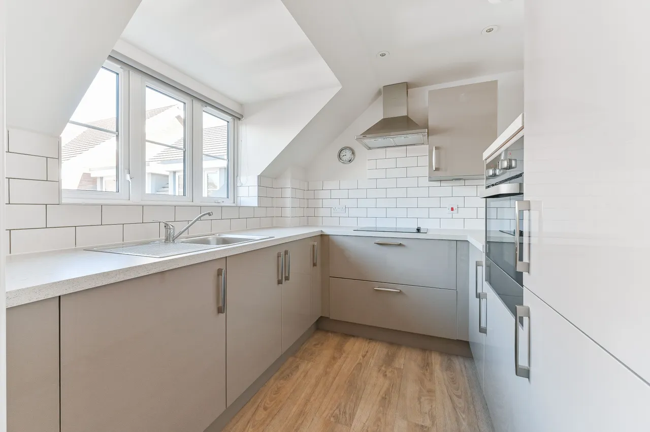 Flat 37, Sanderson Lodge, SOUTH CROYDON, photo 5
