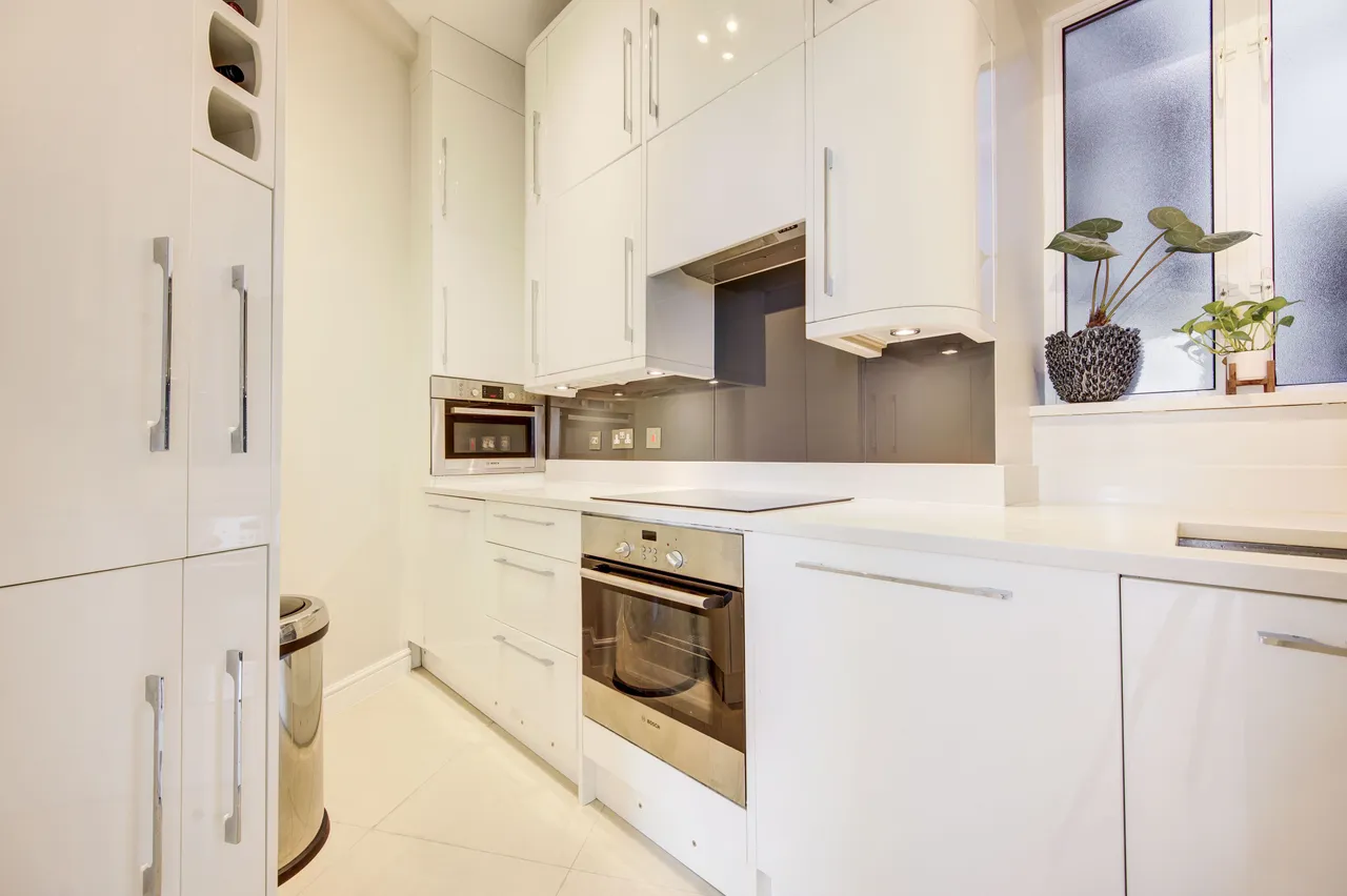 3 Egerton Court, Old Brompton Road, London, photo 9