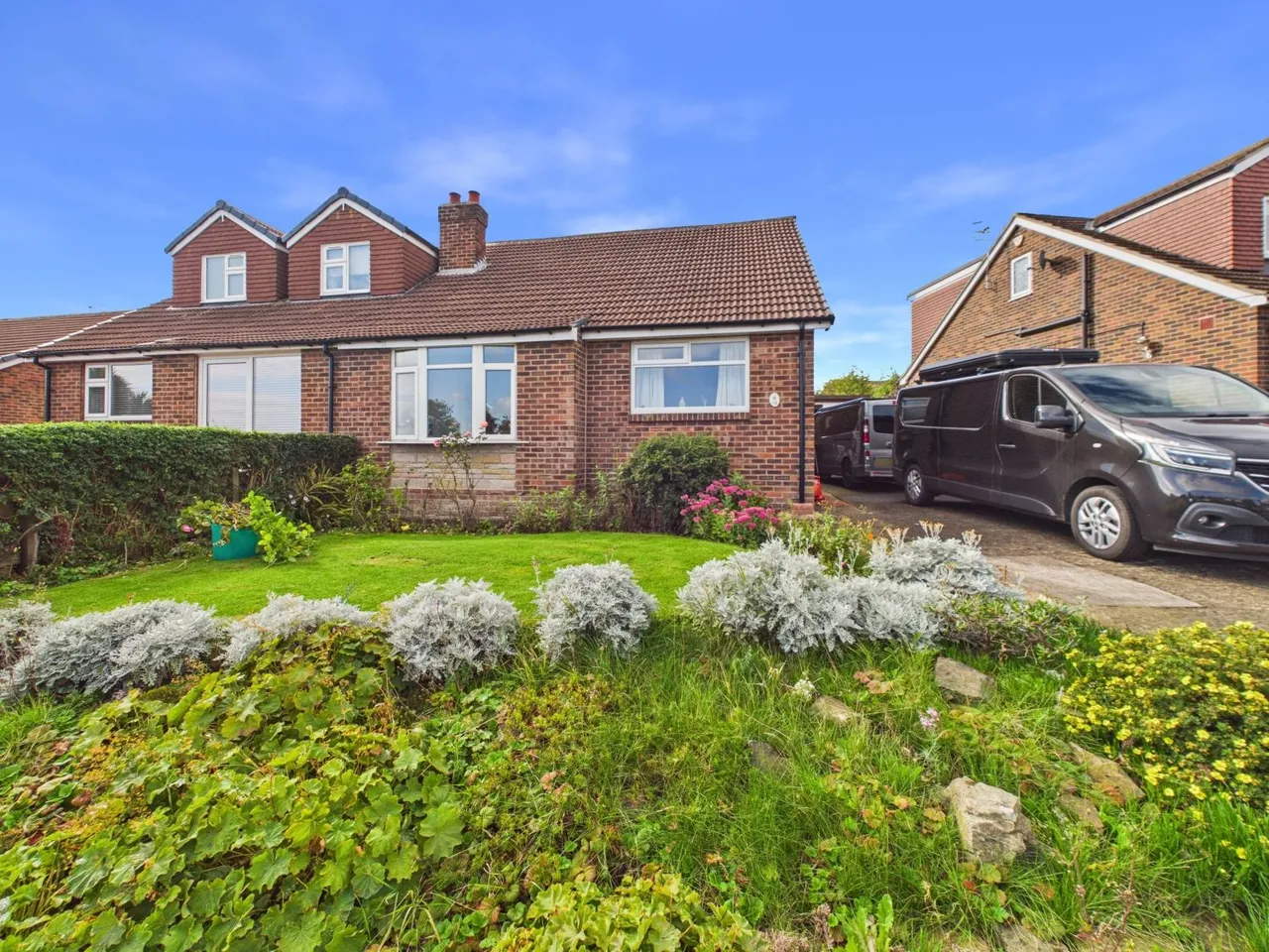 2 bed house for sale, Ashwood Drive, Gildersome, LS27