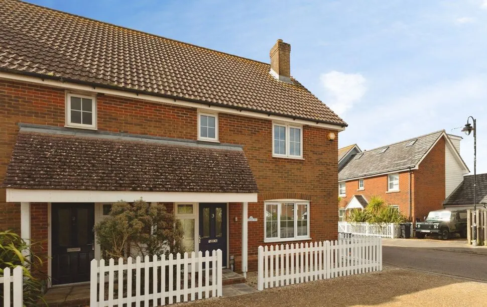 3 bed house for sale — Badger Way, Camber, East Sussex, TN31