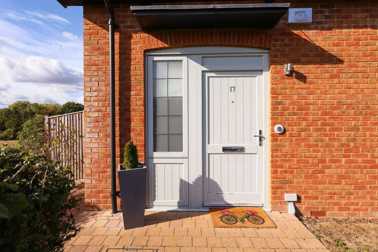 The Saddlery, Little Bookham, KT23, photo 16