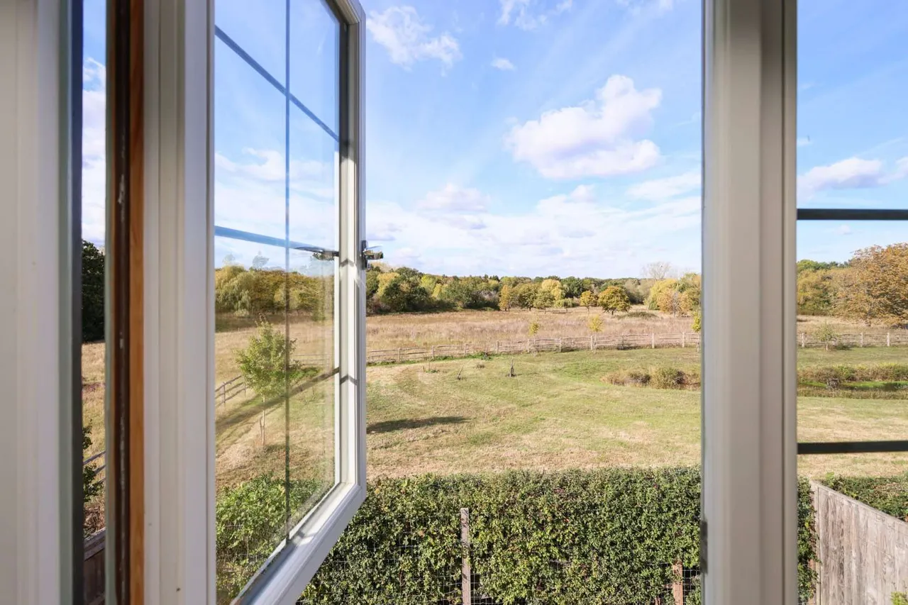 The Saddlery, Little Bookham, KT23, photo 12